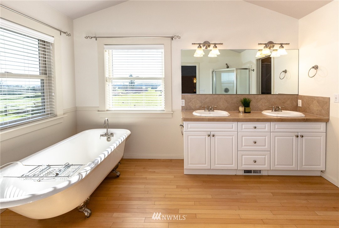 671 H Street Road Lynden, WA 98264 - Photo 23 of 39