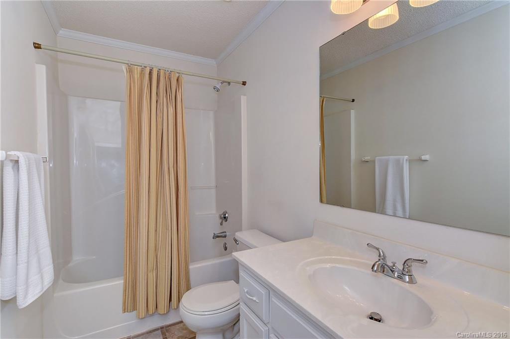 14509 Cinnamon Field Road, Unit 7 Charlotte, NC 28273 - Photo 11 of 15 Gallery Image 11