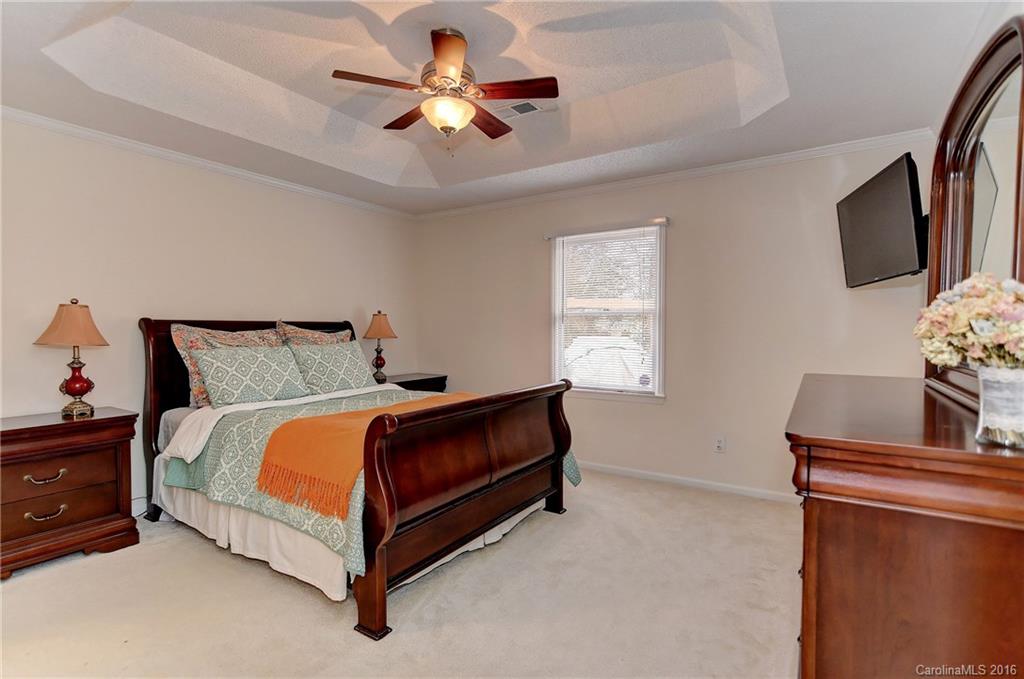 14509 Cinnamon Field Road, Unit 7 Charlotte, NC 28273 - Photo 8 of 15 Gallery Image 8