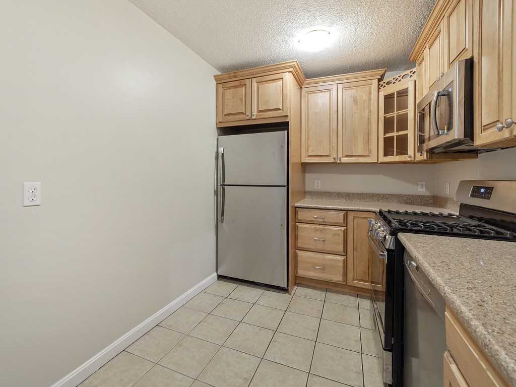 33 Pond Avenue, Unit 411 Brookline, MA 02445 - Photo 13 of 33