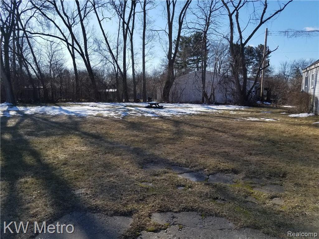 23724 Middlebelt Road Farmington Hills, MI 48336 - Photo 3 of 3