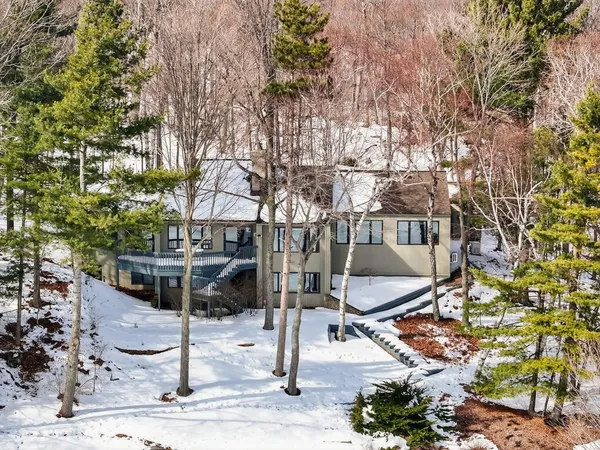 $1,749,000 | 2500 Crystal Drive, Frankfort, MI 49635