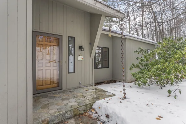 $1,749,000 | 2500 Crystal Drive, Frankfort, MI 49635