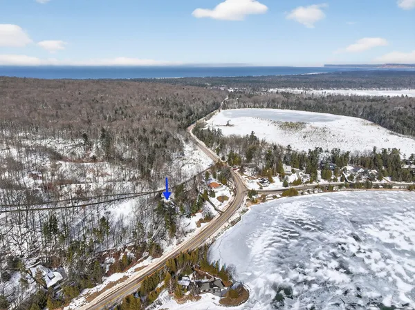 $1,749,000 | 2500 Crystal Drive, Frankfort, MI 49635