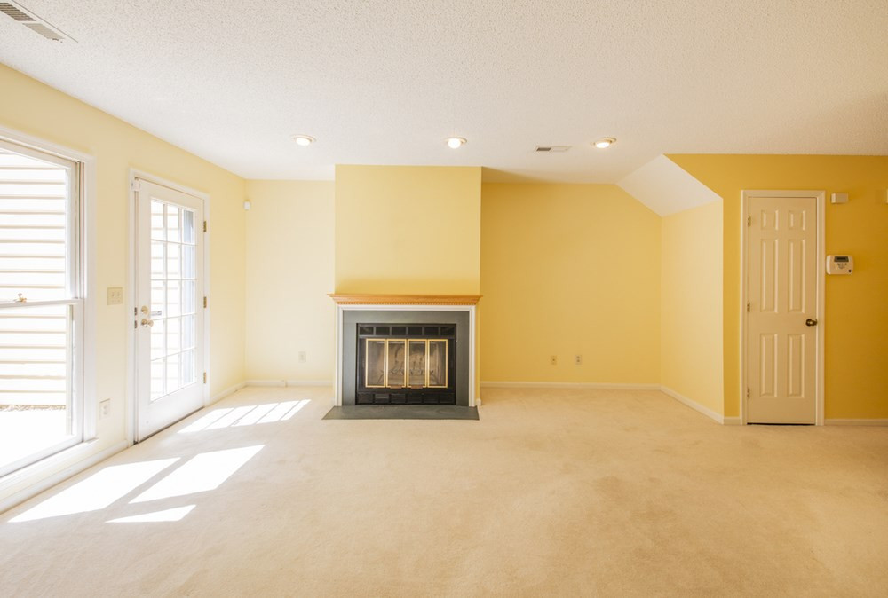 6708 Tattershale Court Raleigh, NC 27613 - Photo 3 of 30 Living Room