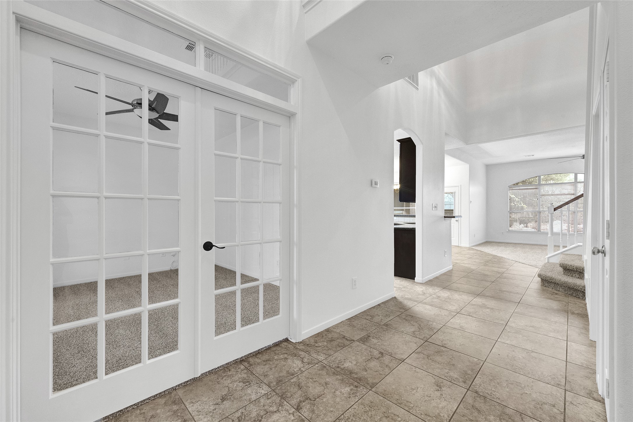 9606 Summer Run Houston, TX 77064 - Photo 3 of 41 Private study with natural light. Ideal for remote work or quiet productivity