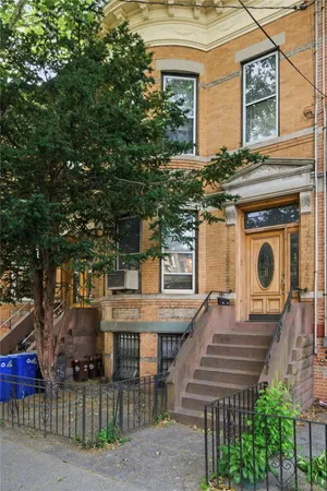 $1,250,000 | 60-73 69th Avenue | Ridgewood