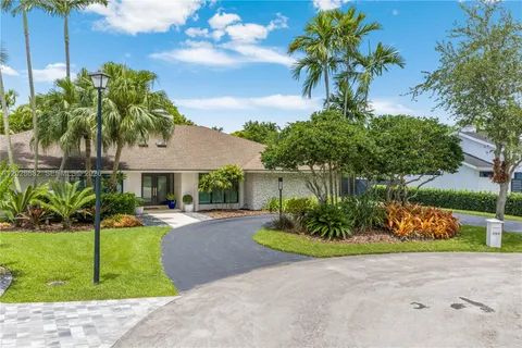 $1,995,000 | 12926 Southwest 104th Place, Miami, FL 33176
