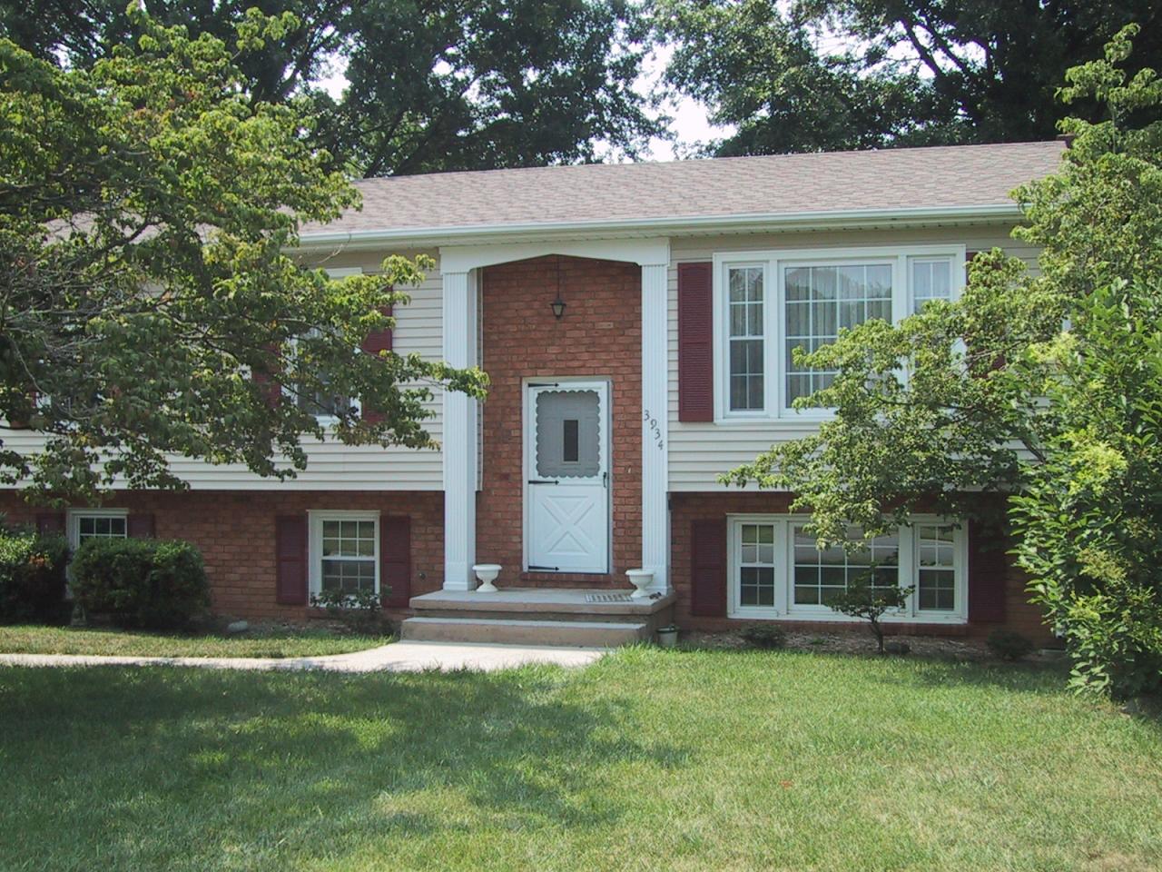 3934 Bower Rd