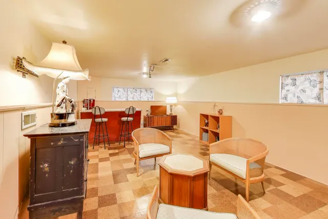 $399,900 | 417 South Dryden Place, Arlington Heights, IL 60005