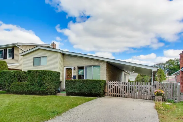 $399,900 | 417 South Dryden Place, Arlington Heights, IL 60005