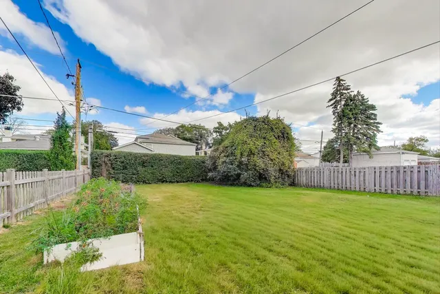 $399,900 | 417 South Dryden Place, Arlington Heights, IL 60005