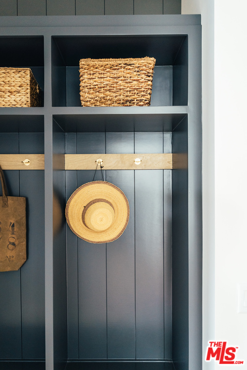 3207 Earlmar Drive Los Angeles, CA 90064 - Photo 32 of 51