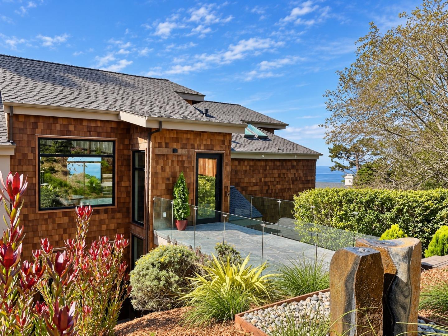231 Spindrift Road Carmel, CA 93923 - Photo 5 of 43 Gallery Image 5