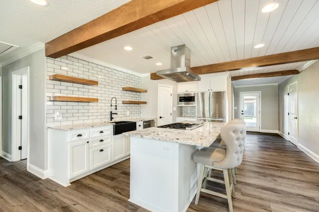 $245,000 | 1614 Avenue F, Danbury, TX 77534