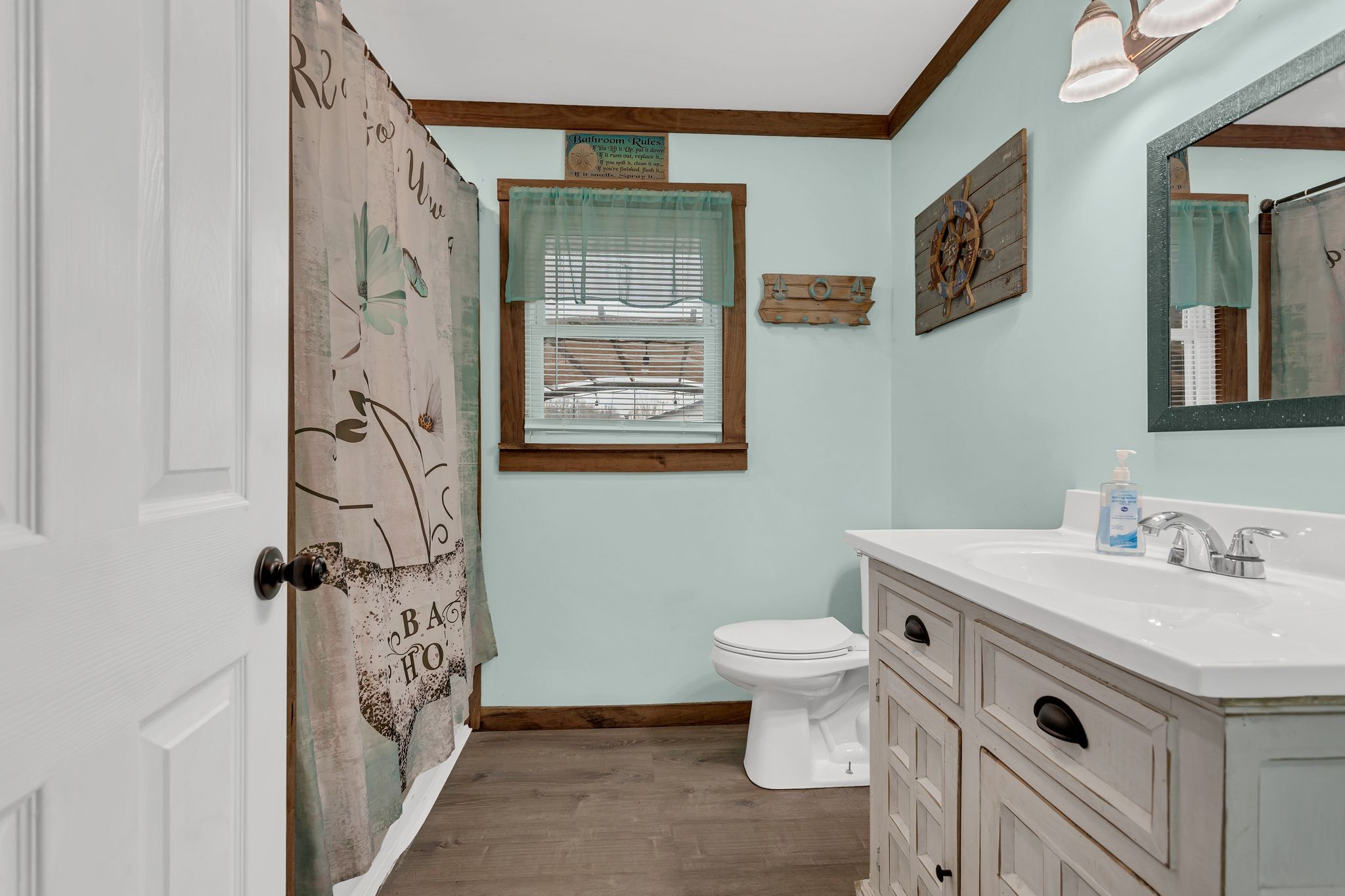 60 Main Street Ethridge, TN 38456 - Photo 12 of 25 a bathroom with a sink toilet and shower