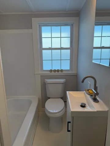 $569,000 | 6 Rice Terrace, Hampton, NH 03842