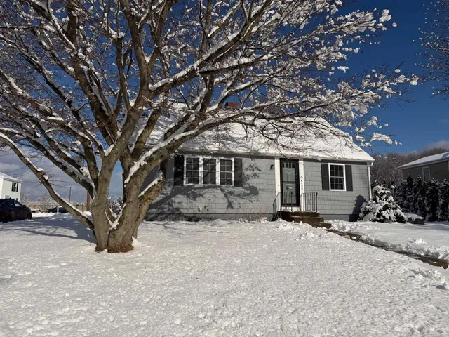$569,000 | 6 Rice Terrace, Hampton, NH 03842