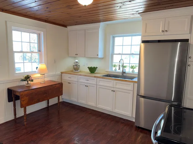 $569,000 | 6 Rice Terrace, Hampton, NH 03842