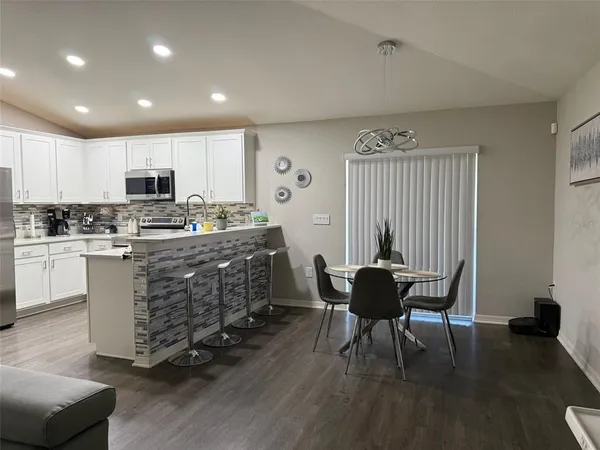 $2,100 | 1046 Tropea Lane, Auburndale, FL 33823