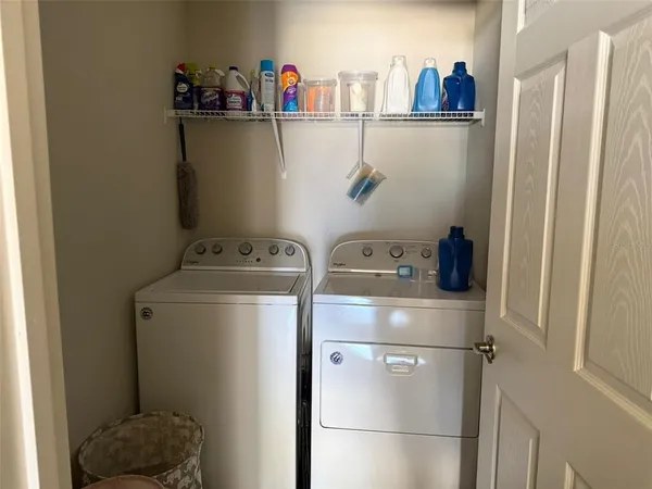 $2,100 | 1046 Tropea Lane, Auburndale, FL 33823