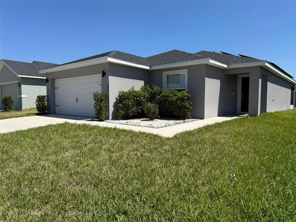 $2,100 | 1046 Tropea Lane, Auburndale, FL 33823