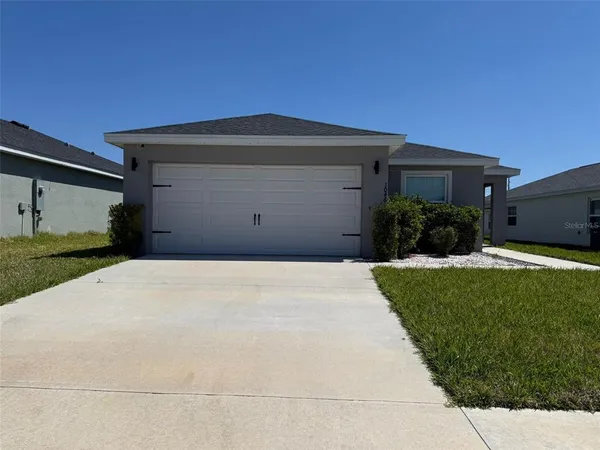 $2,100 | 1046 Tropea Lane, Auburndale, FL 33823