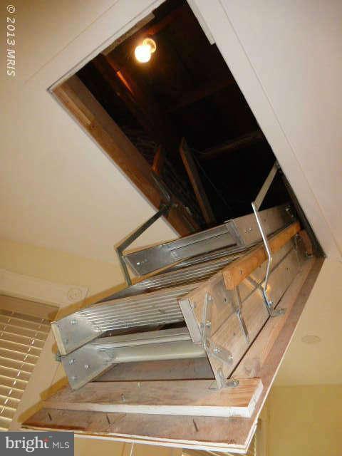 618 4th Street Northeast Washington, DC 20002 - Photo 26 of 30 a view of entryway