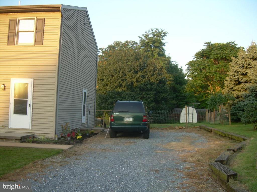 12 Freys Road Elizabethtown, PA 17022 - Photo 8 of 8 Gallery Image 8