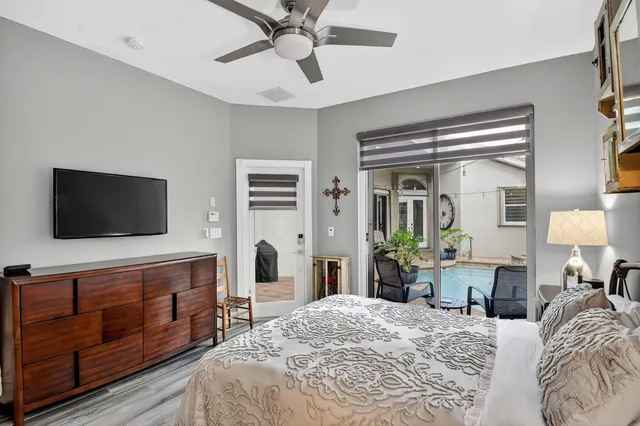 a sign that is on the side of a road