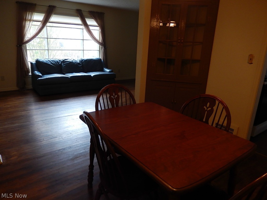 5143 Edenhurst Road Cleveland, OH 44124 - Photo 23 of 25