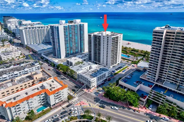 $3,000 | 2625 Collins Avenue, Unit 418, Miami Beach, FL 33140