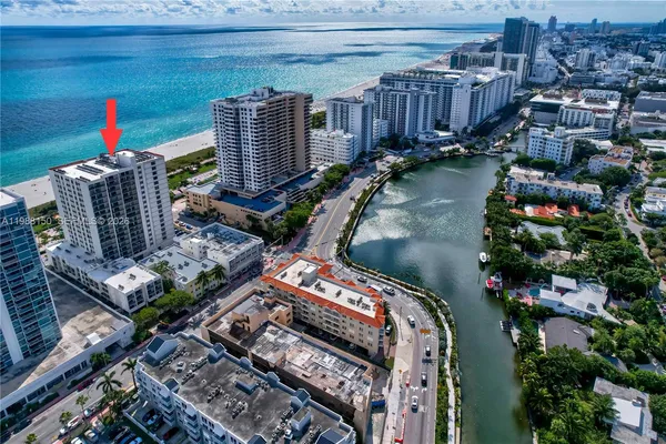 $3,000 | 2625 Collins Avenue, Unit 418, Miami Beach, FL 33140