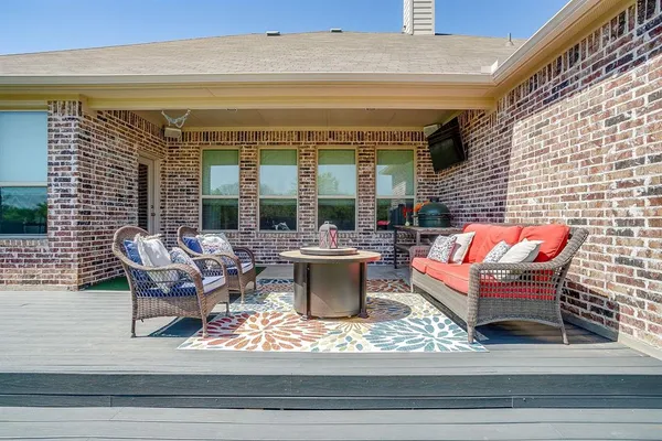 $449,900 | 7932 Buttonwood Drive, Fort Worth, TX 76137