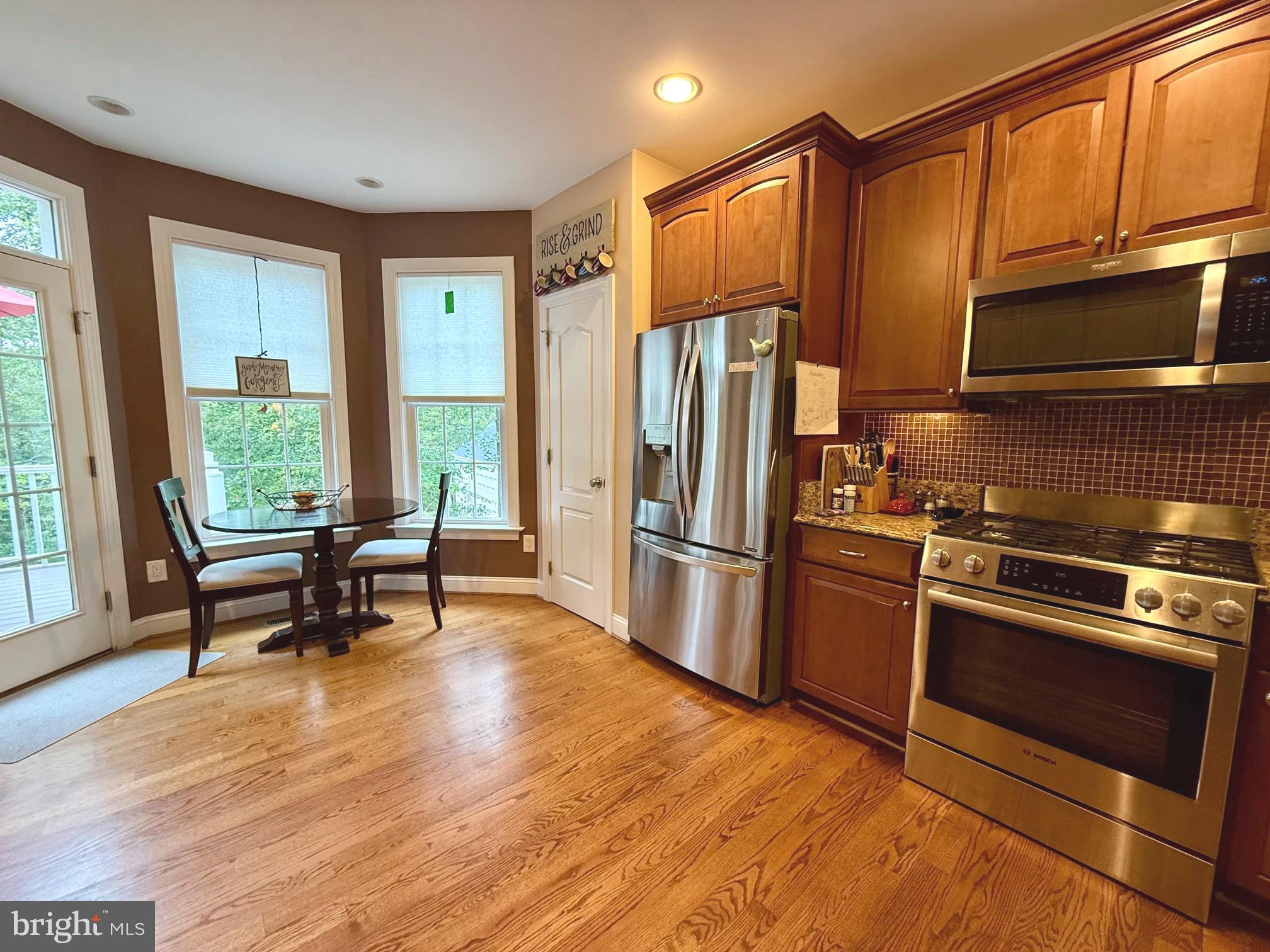 23531 Myrtle Point Road California, MD 20619 - Photo 14 of 50 Stainless appliances