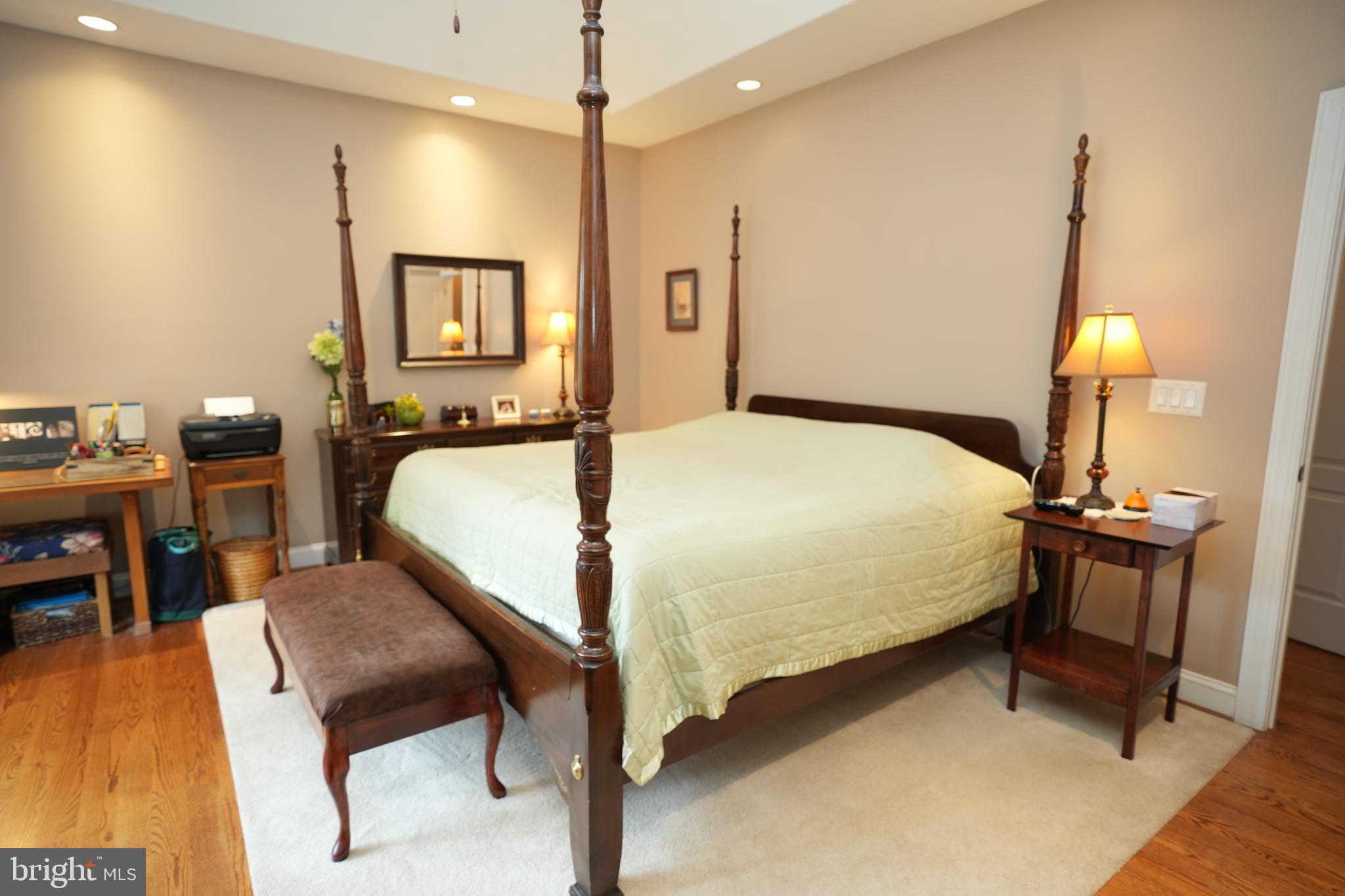 23531 Myrtle Point Road California, MD 20619 - Photo 16 of 50 Main level master suite