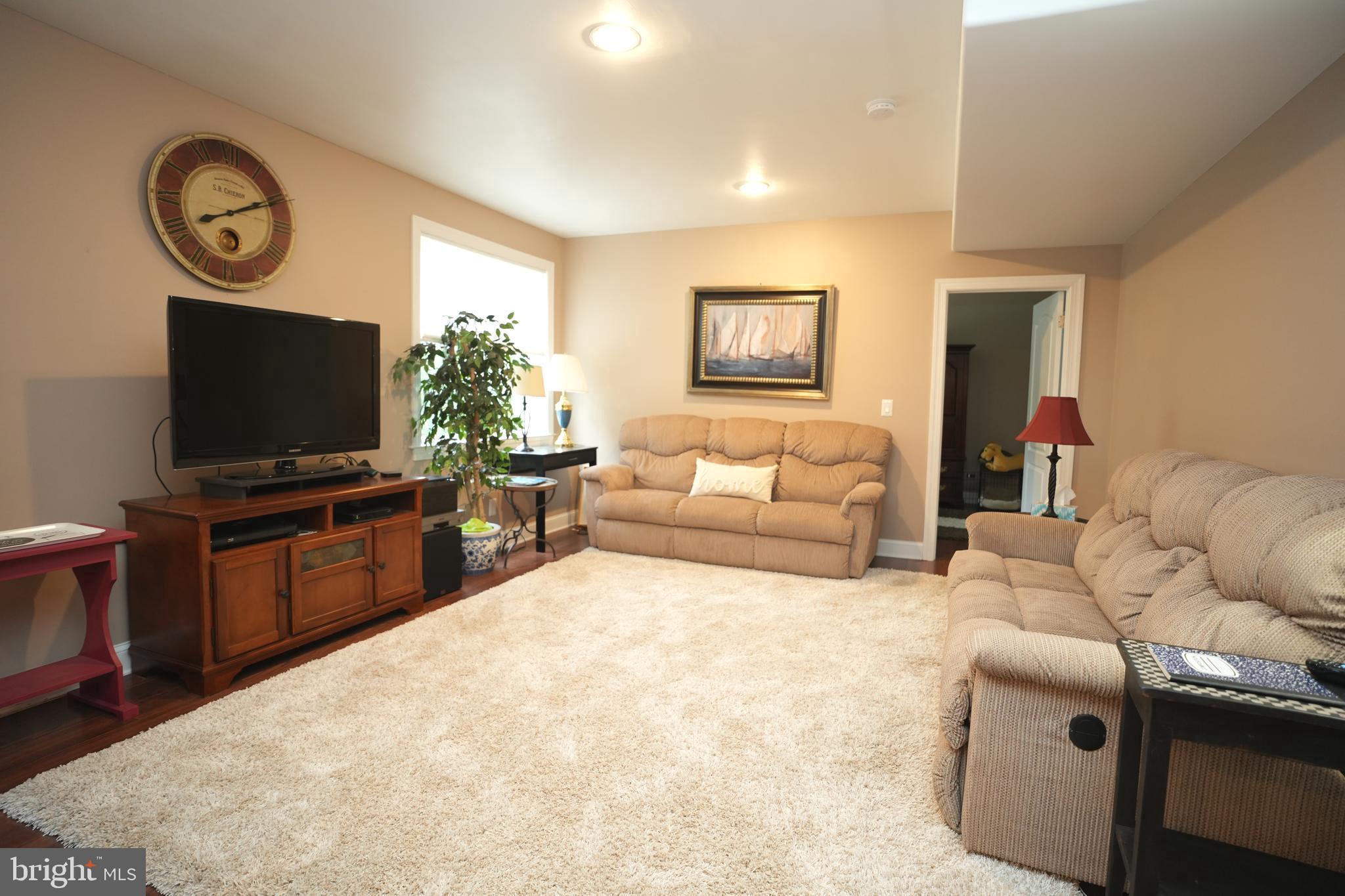23531 Myrtle Point Road California, MD 20619 - Photo 34 of 50 Game room/family room