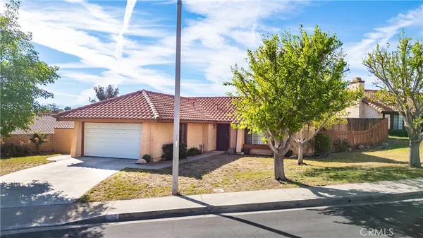 $419,999 | 502 Hilltop Terrace, Palmdale, CA 93551