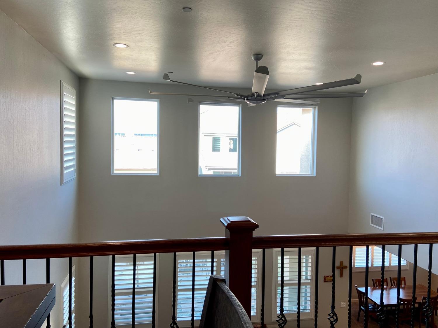 3967 Lincoln Avenue Clovis, CA 93611 - Photo 30 of 70 a view of a hallway with a window