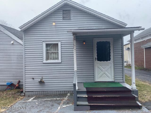 25 Ralph Street Ballston Spa, NY 12020 - Photo 3 of 42 IMG_5049