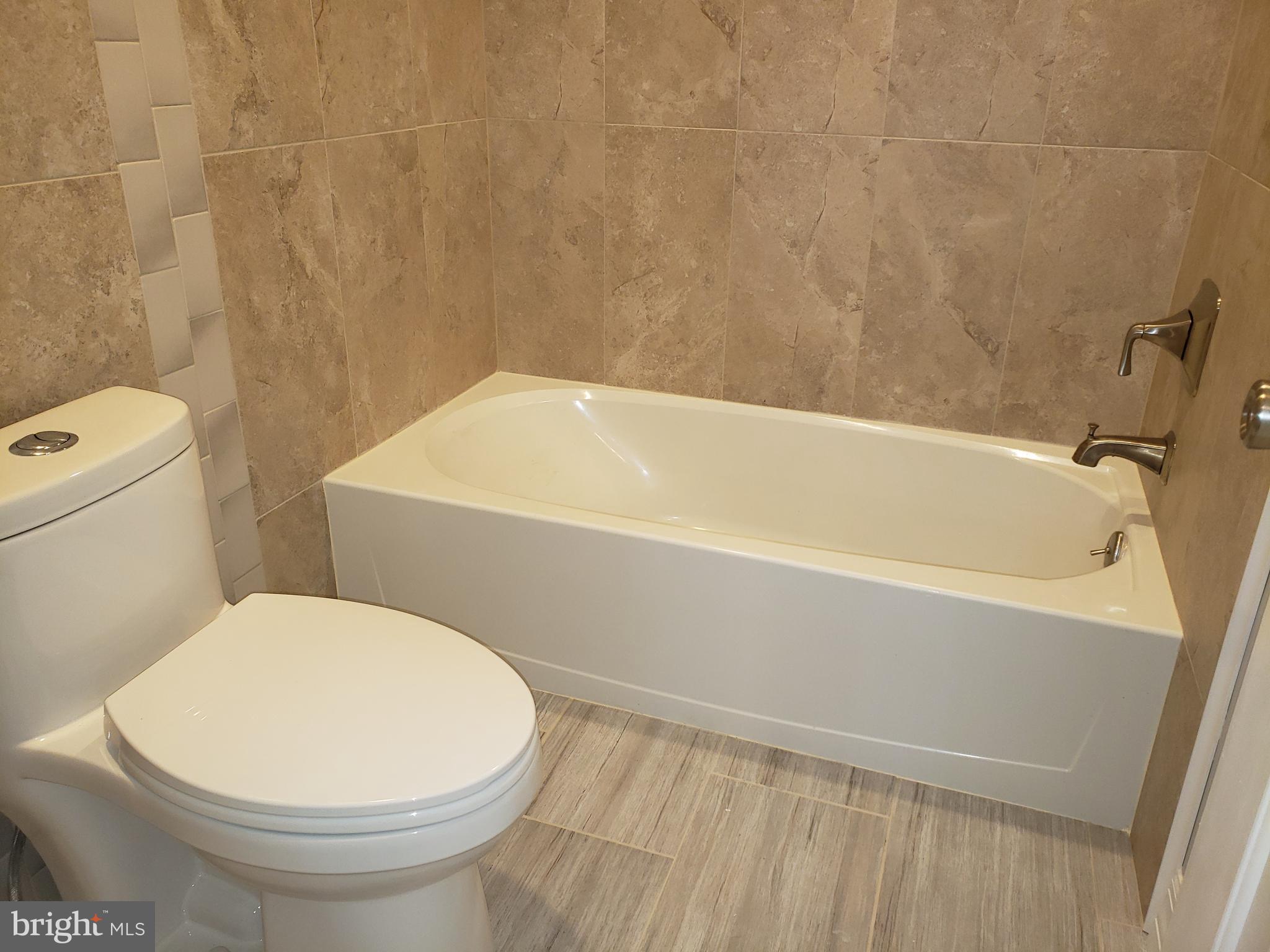 24 Stonegate Road Quakertown, PA 18951 - Photo 34 of 55 Master Bath 4