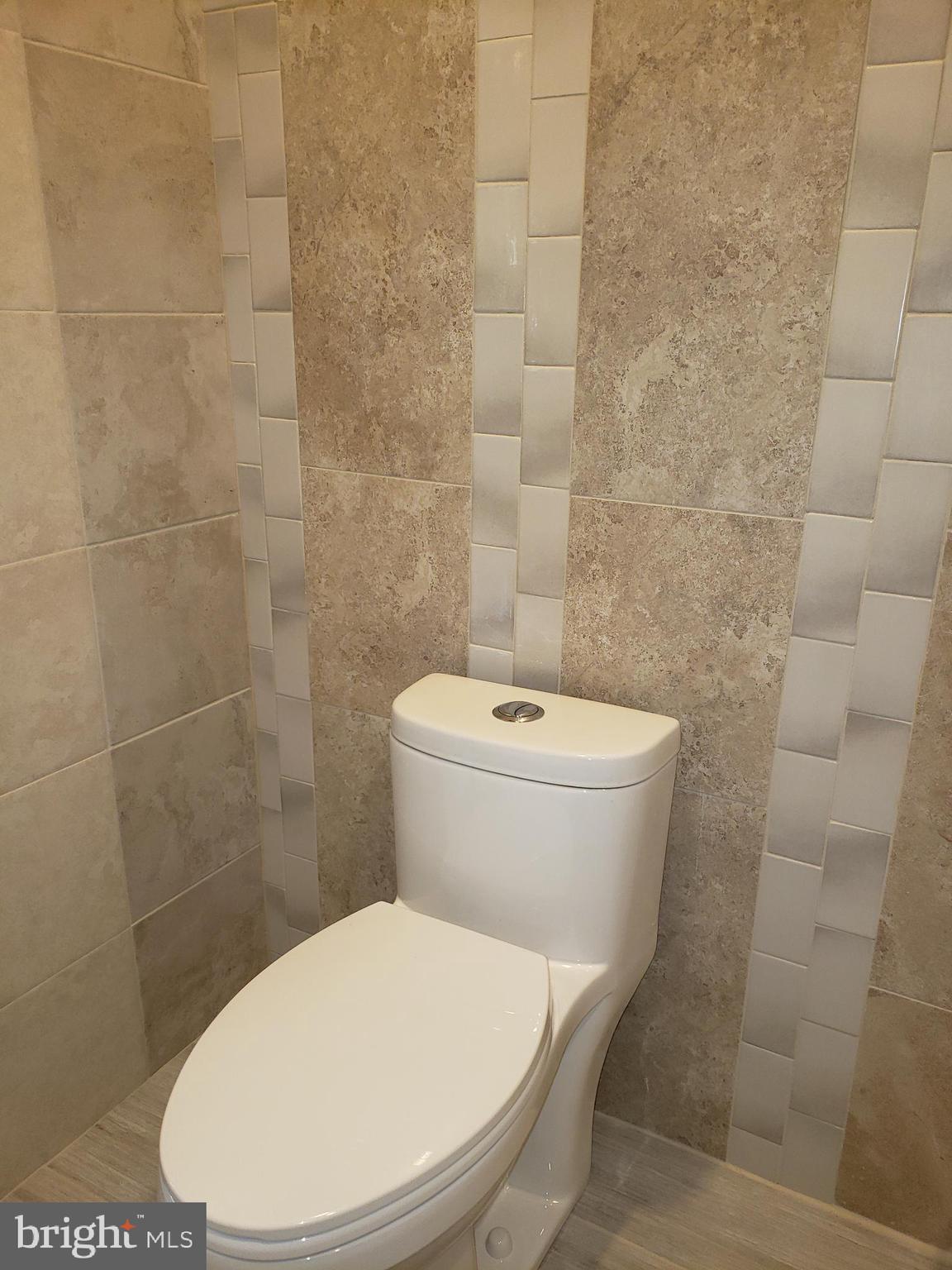 24 Stonegate Road Quakertown, PA 18951 - Photo 35 of 55 Master Bath 5