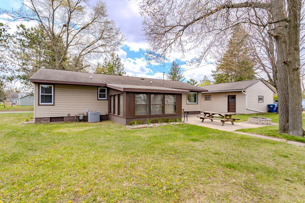 903 6th Street Mosinee, WI 54455 - Photo 3 of 41