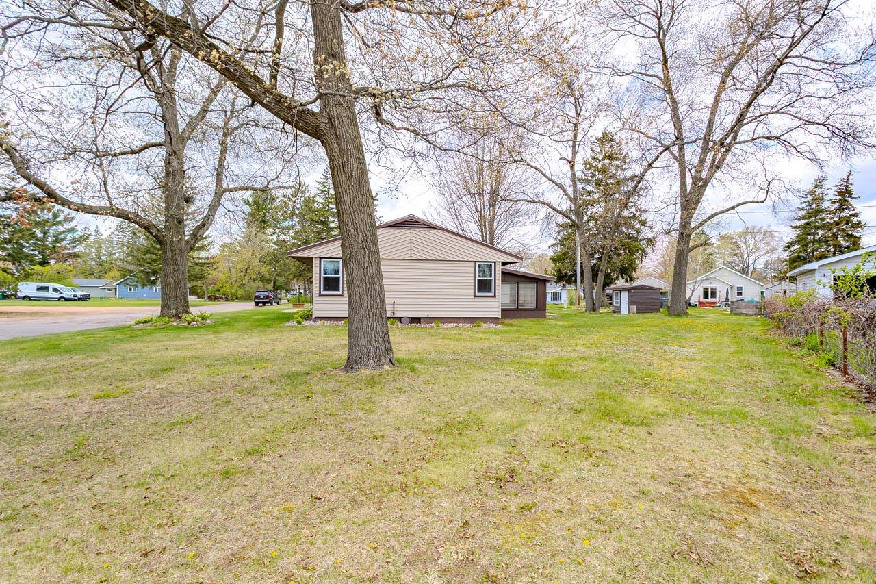 903 6th Street Mosinee, WI 54455 - Photo 6 of 41