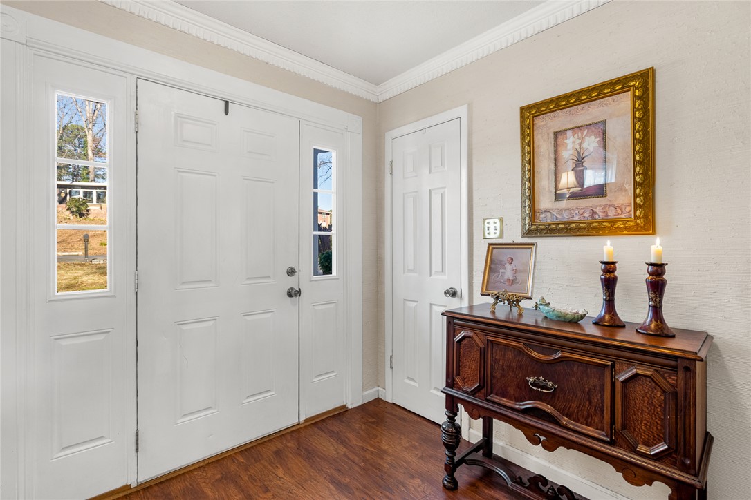 118 Tanglewood Drive Anderson, SC 29621 - Photo 3 of 22