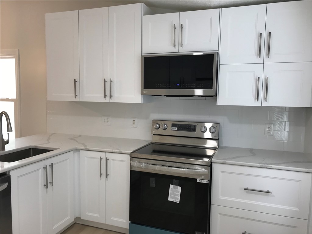 67 Tall Tree Drive Penfield, NY 14526 - Photo 7 of 24