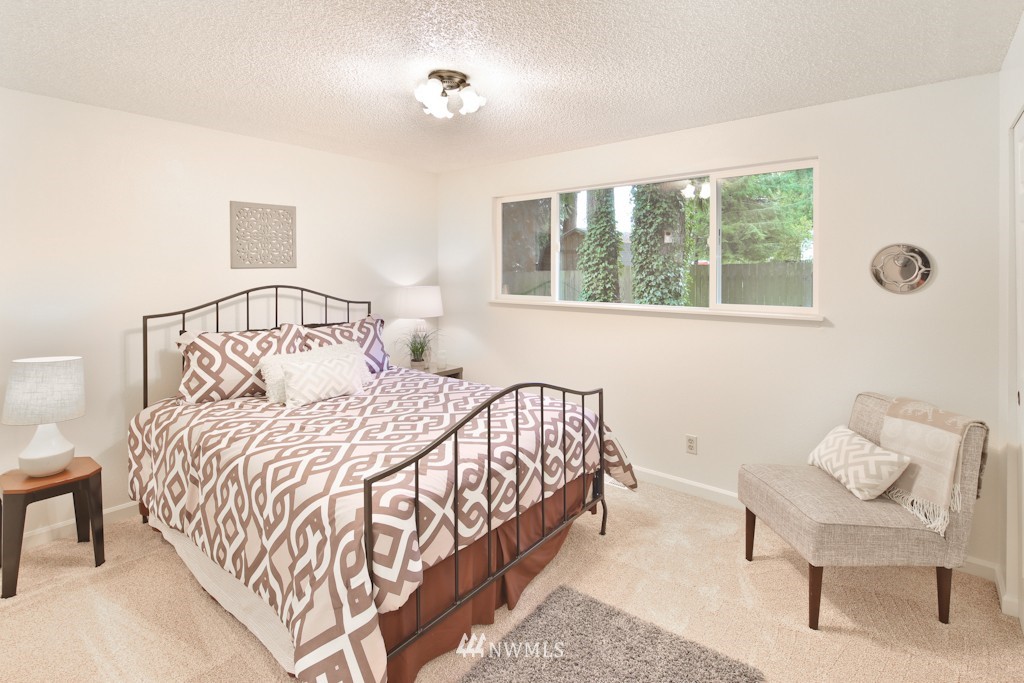 707 216th Street Southwest Bothell, WA 98021 - Photo 8 of 14