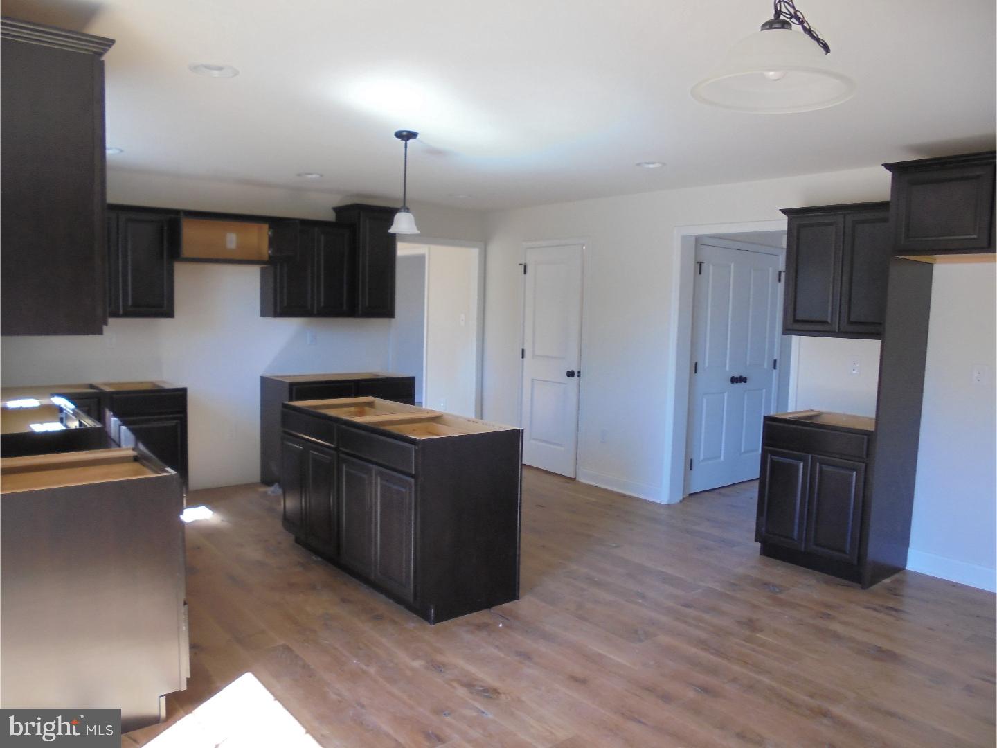 54 Little Road Perkiomenville, PA 18074 - Photo 4 of 17 Gallery Image 4