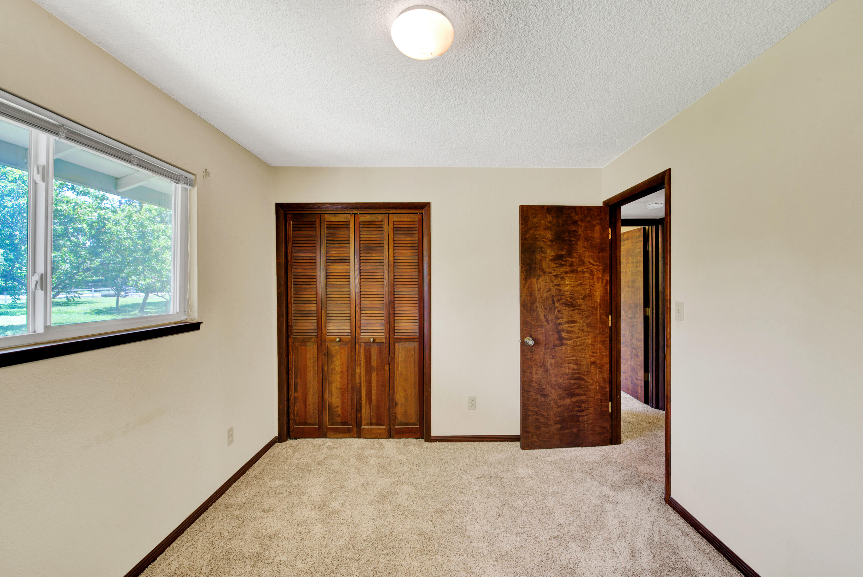 5694 Deschutes Road Anderson, CA 96007 - Photo 20 of 45 20