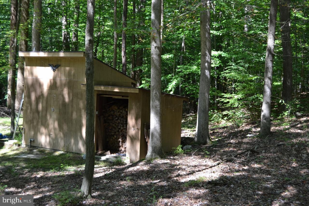 Wood & storage shed
